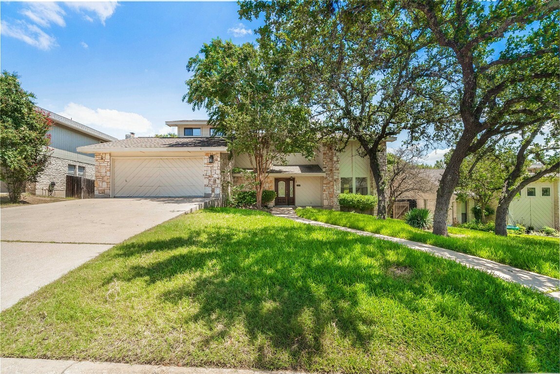 10703 Keystone Bend  Austin TX 78750 photo