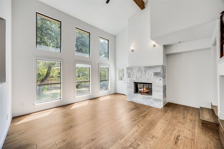 10703 Keystone Bend  Austin TX 78750 photo