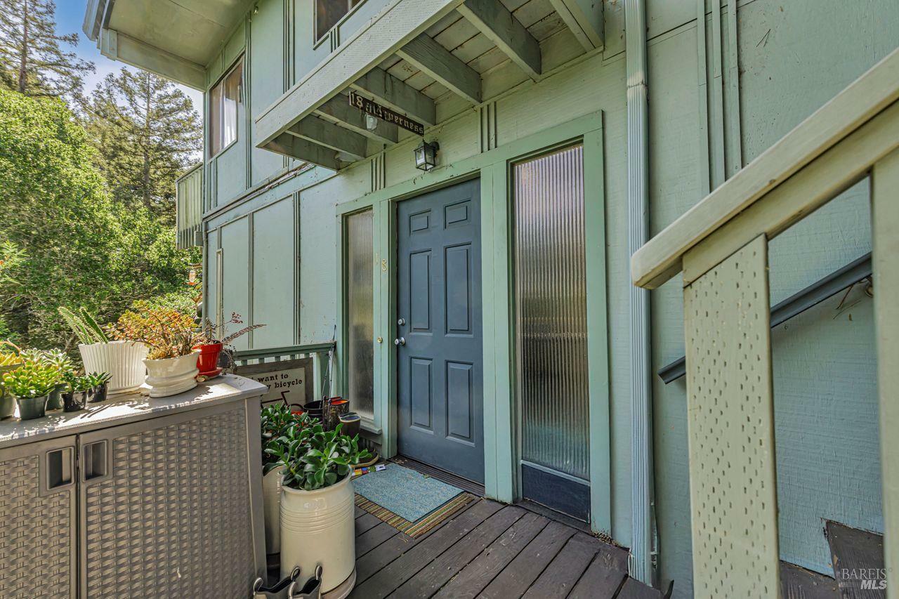 Property Photo: 18 Walnut Avenue CA 94939