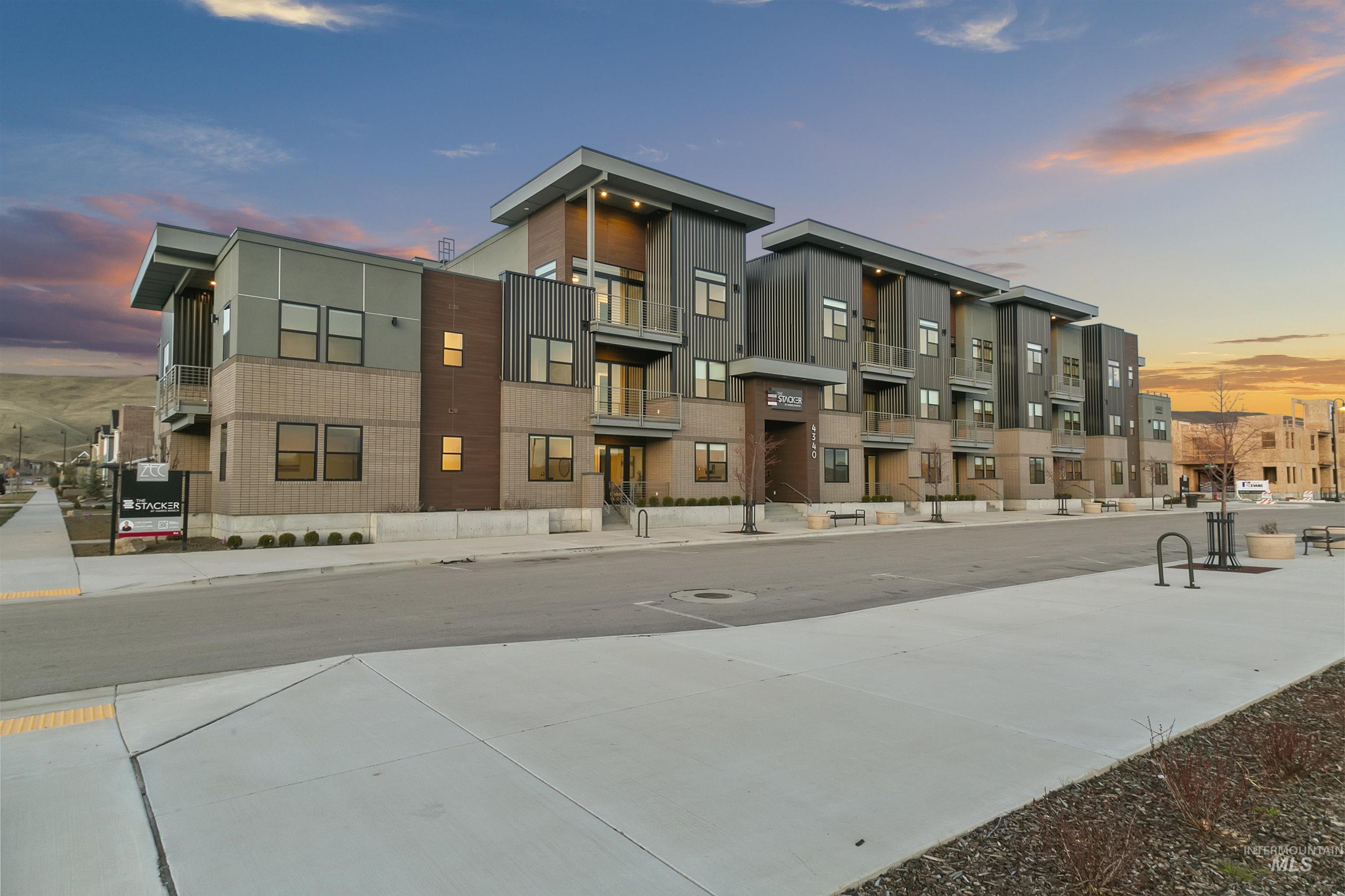 Property Photo:  4340 E Haystack St 105  ID 83716 