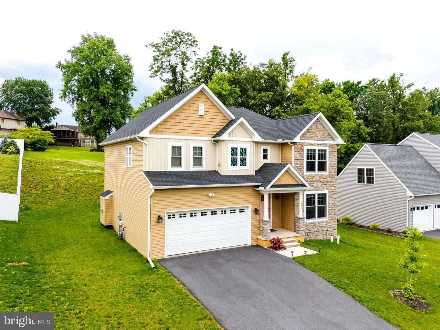 Property Photo: 645 N Pier Drive PA 17603