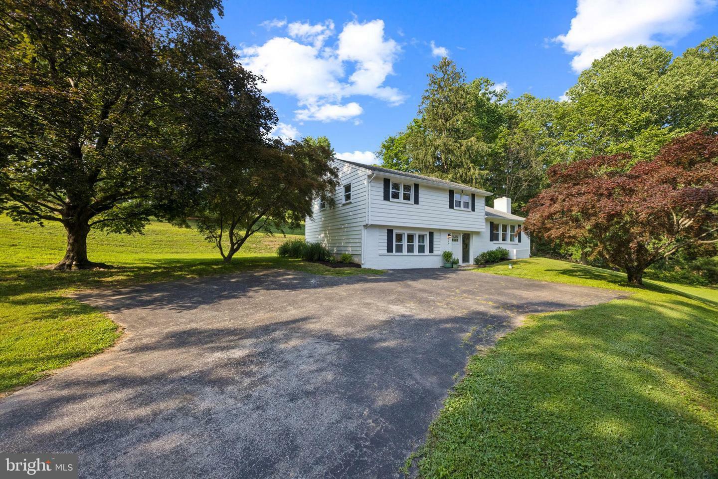Property Photo: 549 E Lafayette Drive PA 19382