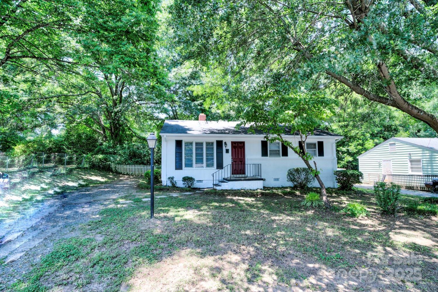 Property Photo:  828 Williams Street  NC 28052 