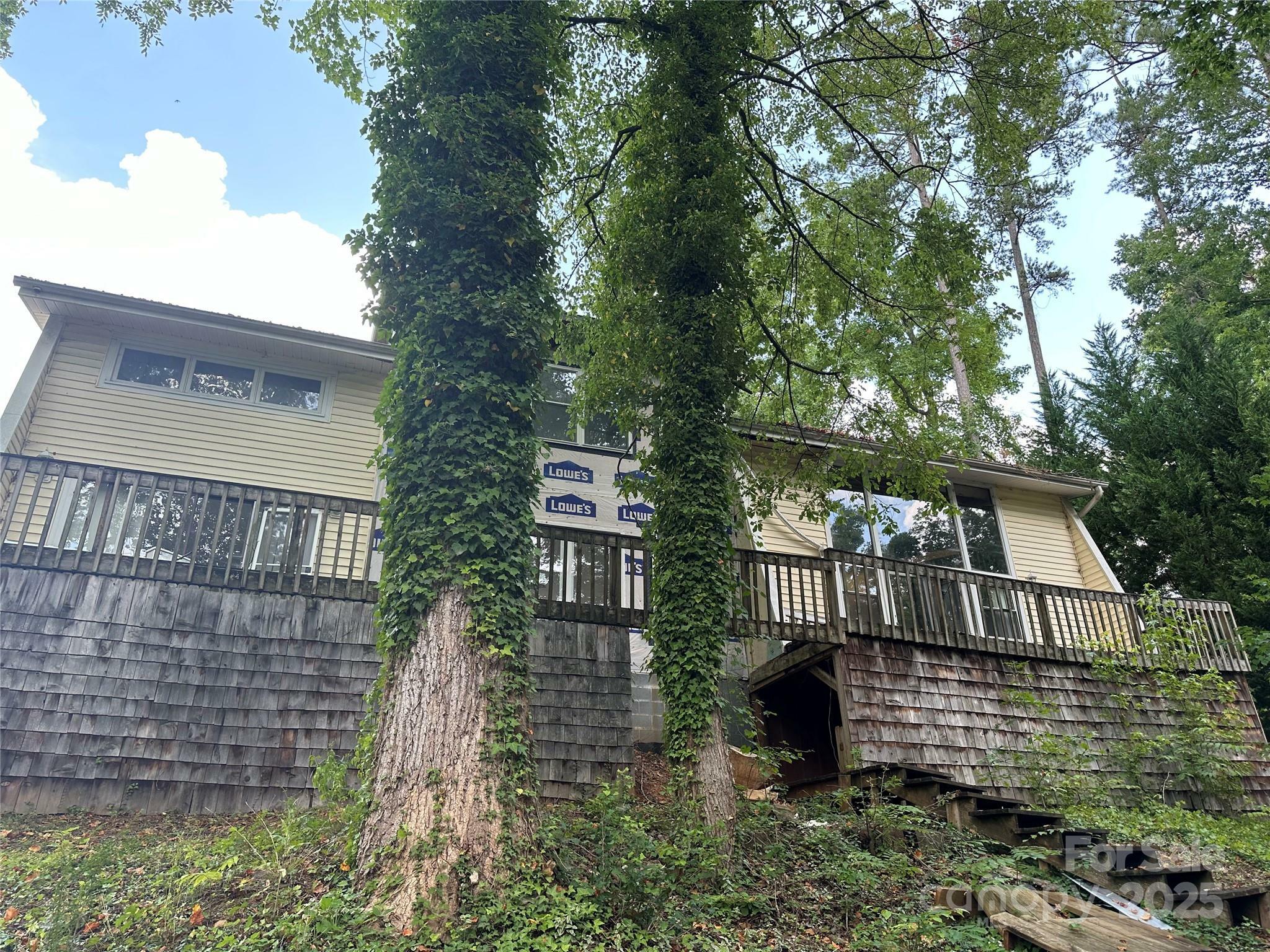 Property Photo: 177 Mountain View Lane NC 27371