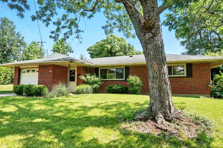 5594 Leafwood Drive  Cincinnati OH 45224 photo