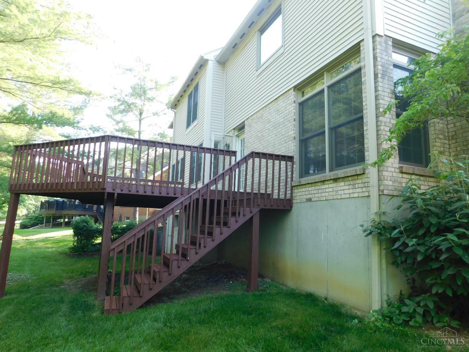Property Photo: 137 Churchill Court OH 45140