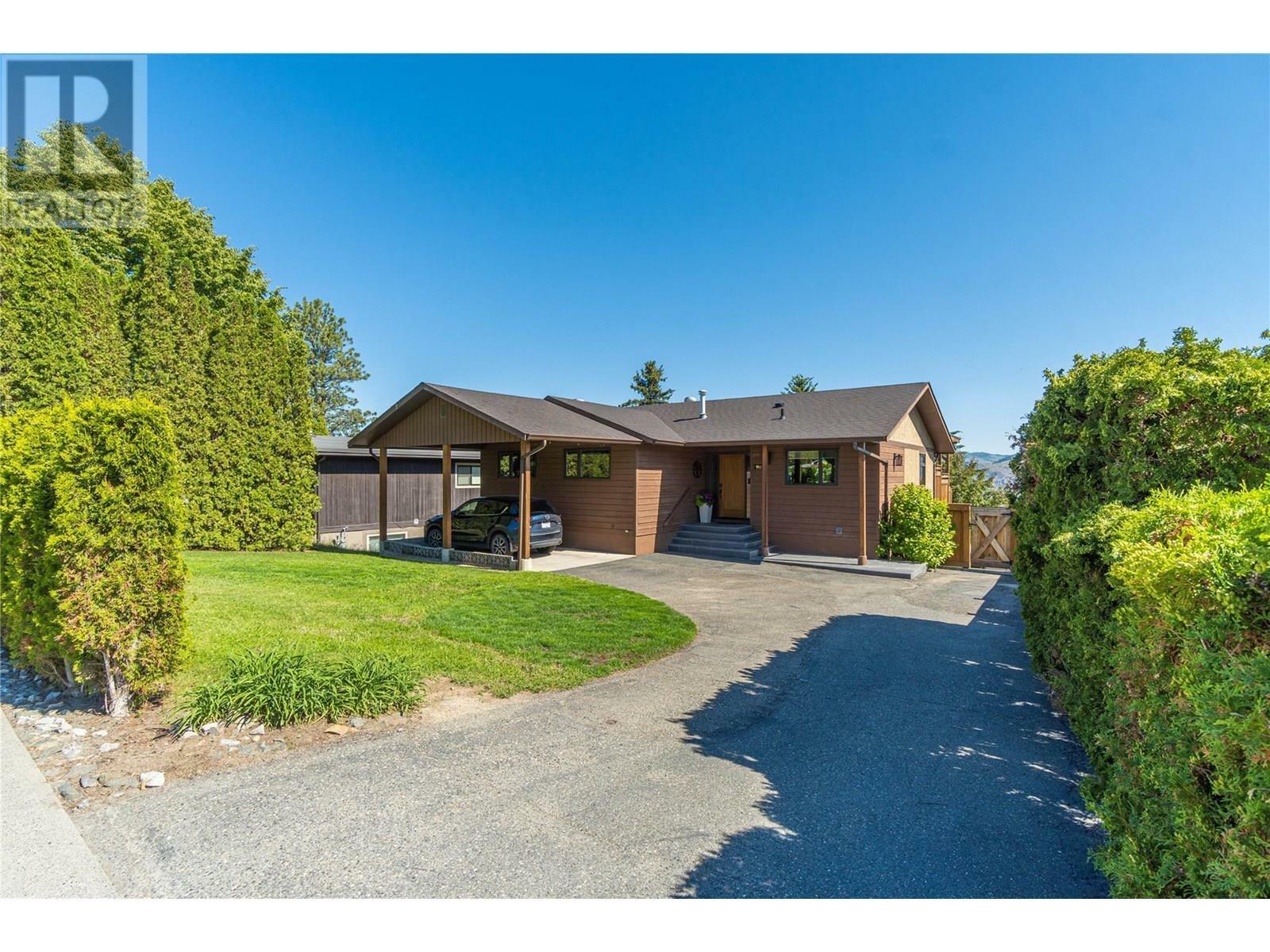 Property Photo: 190 Robson Drive BC V2E 1W1