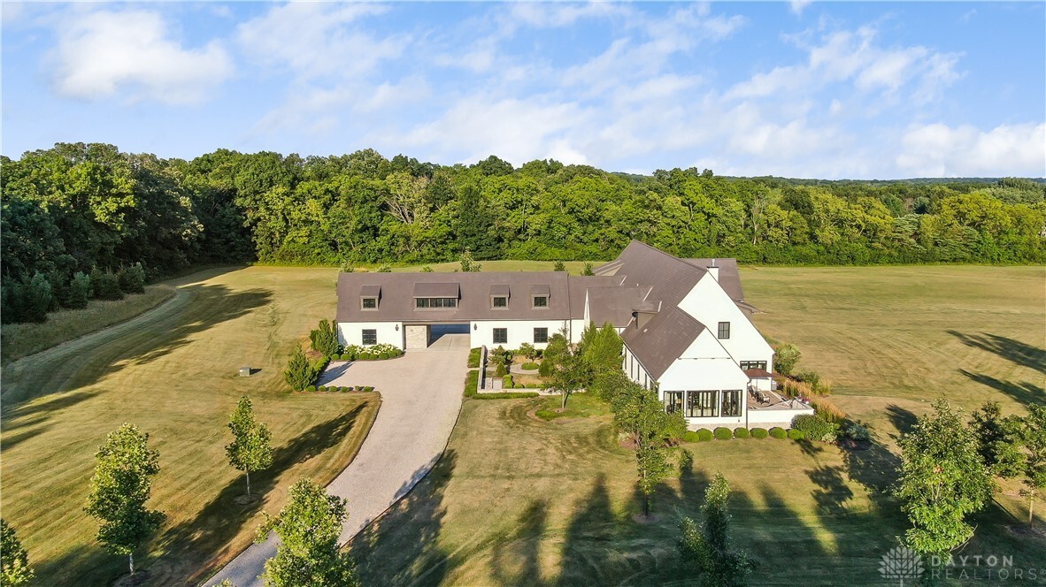Property Photo: 7940 Bunnell Hill Road OH 45066