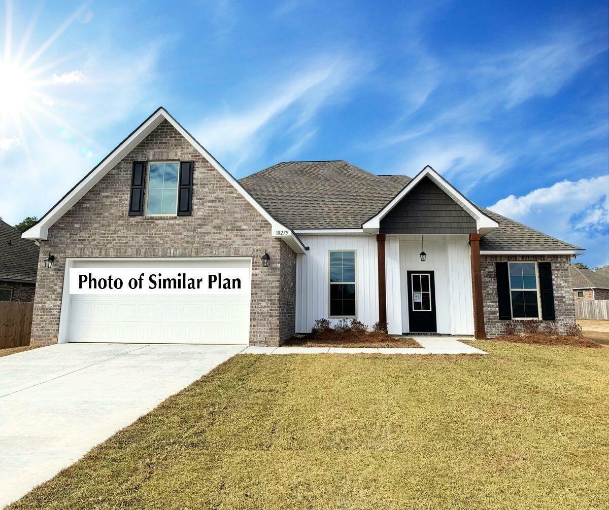 Property Photo: 2713 Louis Circle FL 32536