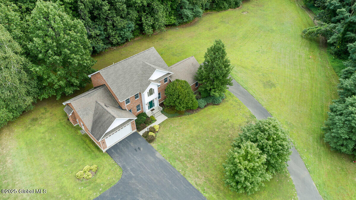 Property Photo: 21 Presidential Drive NY 12106