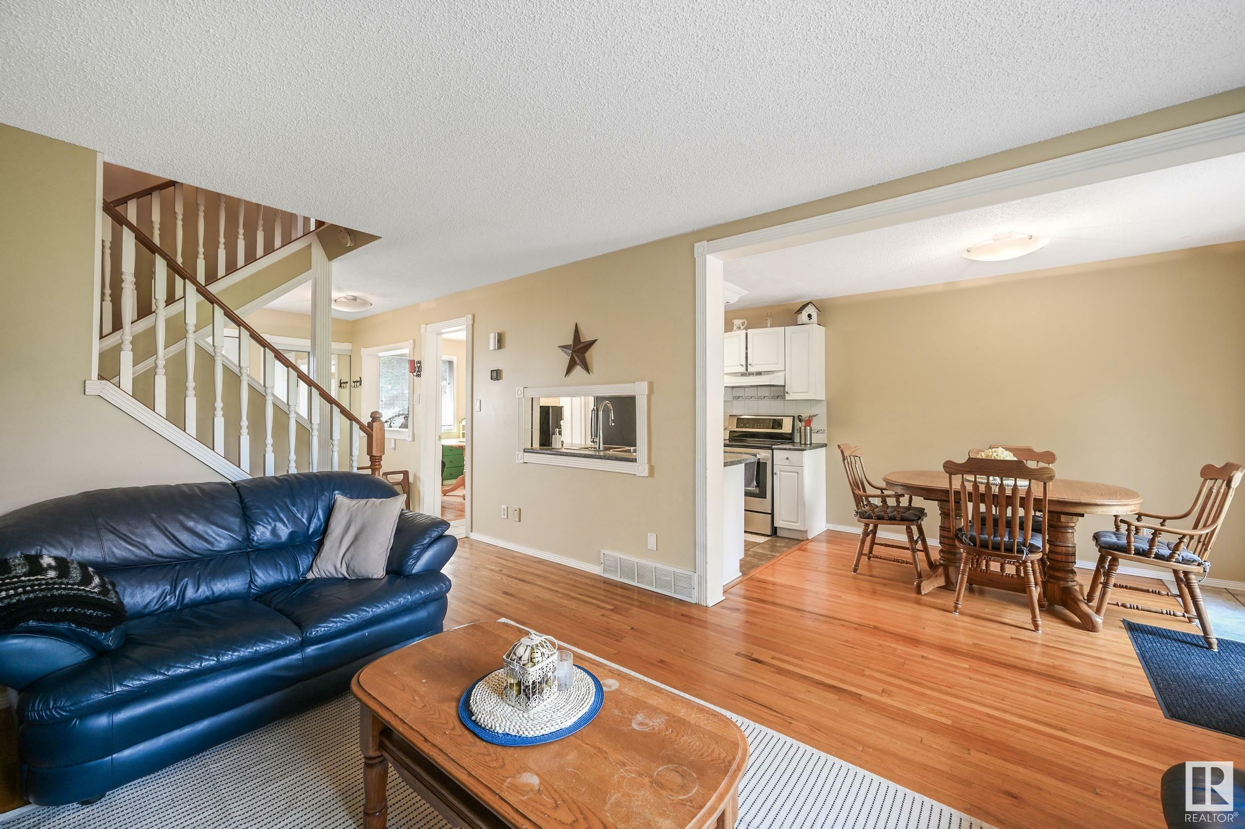 Property Photo: 86 Great Oaks AB T8A 0V8