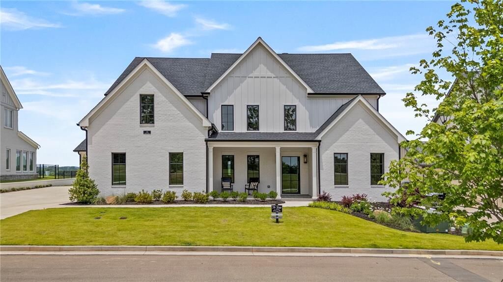 Property Photo: 213 Brogans Bluff GA 30107