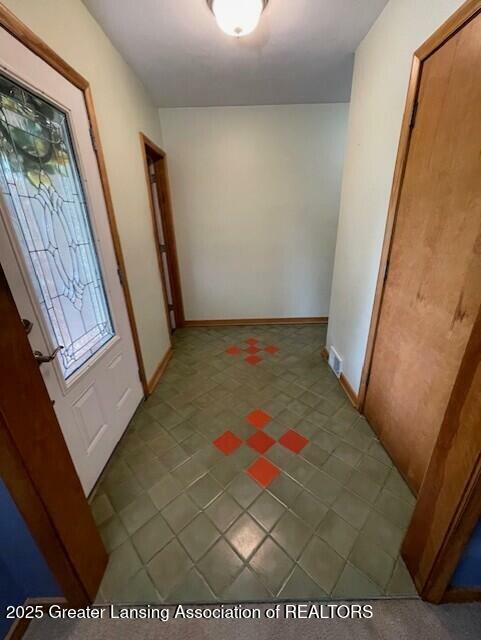 Property Photo:  2801 Fernwood Avenue  MI 48912 