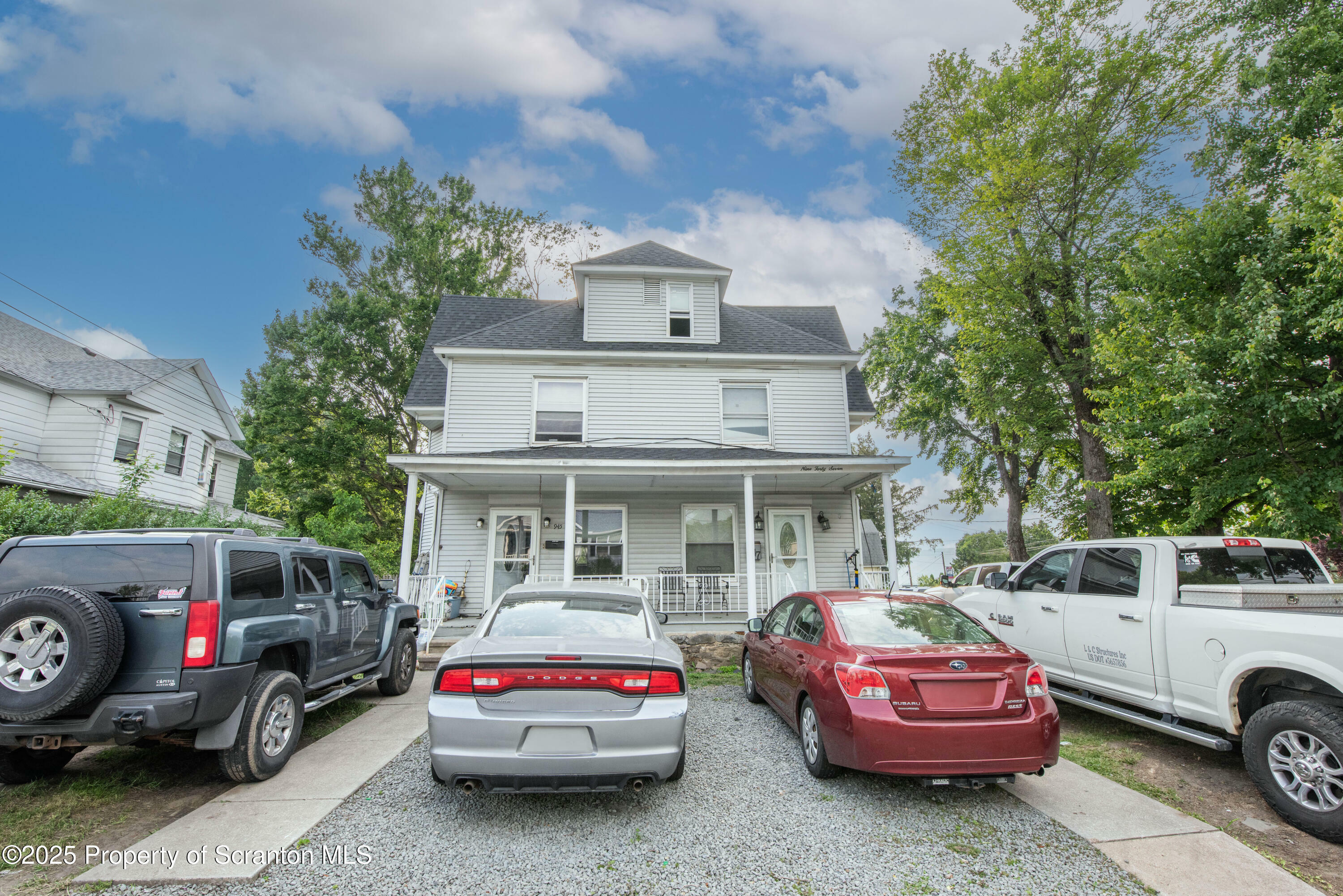 Property Photo: 945 947 William Street PA 18641