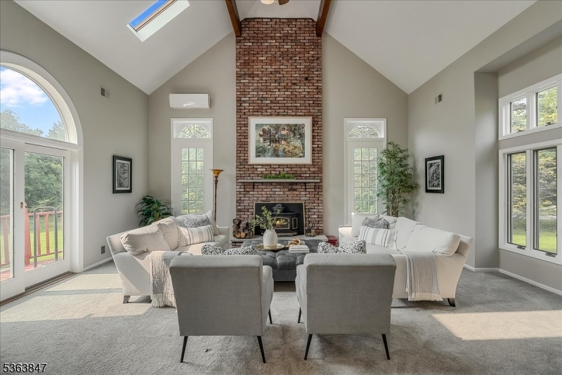 Property Photo: 7 Oxford Dr NJ 08801