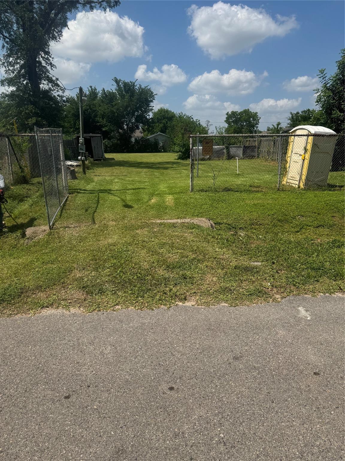 Property Photo: 0 Edgewater Drive TX 77093