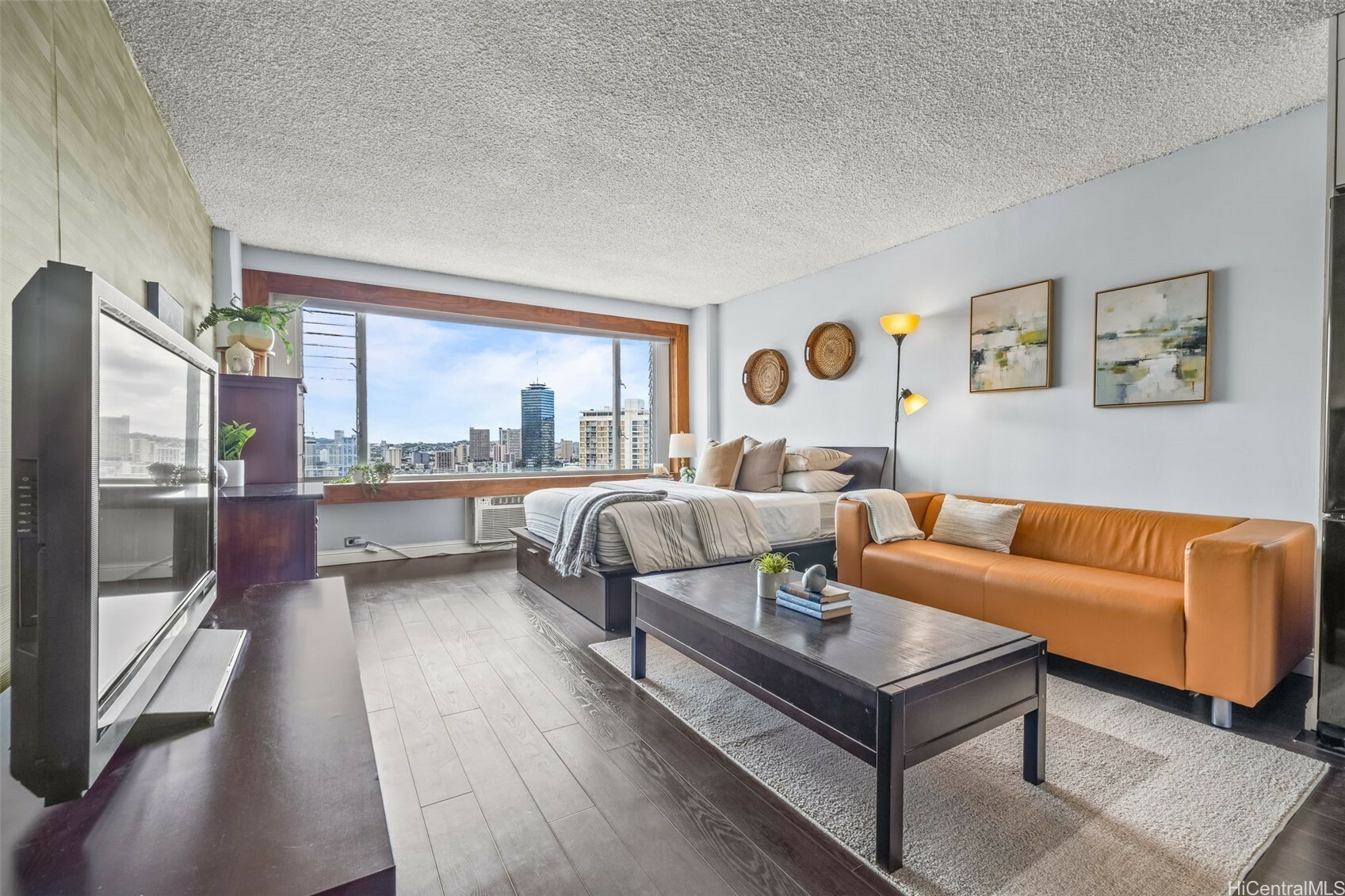 747 Amana Street 2206  Honolulu HI 96814 photo