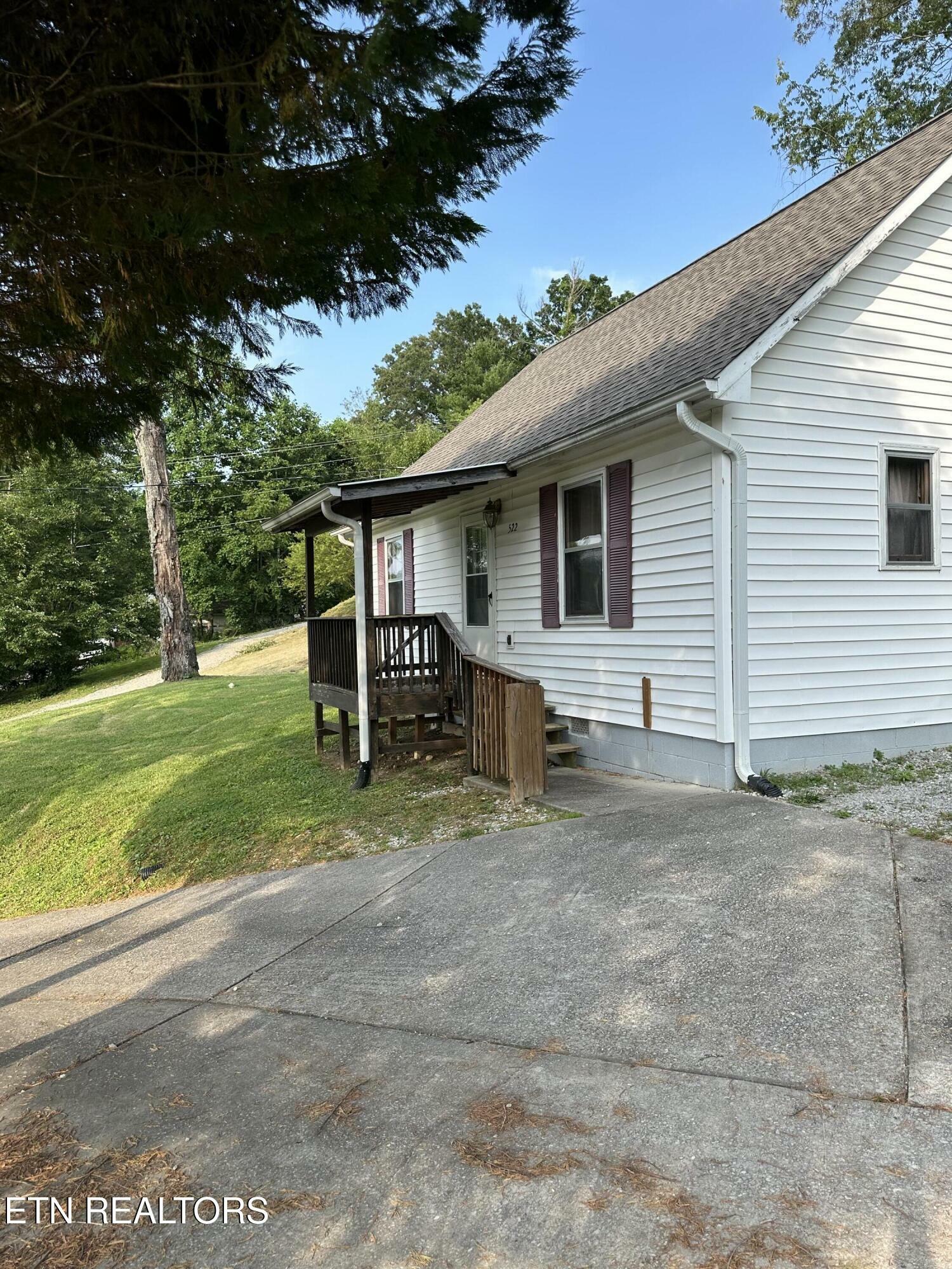 Property Photo: 522 N N Kingston Ave Ave TN 37854