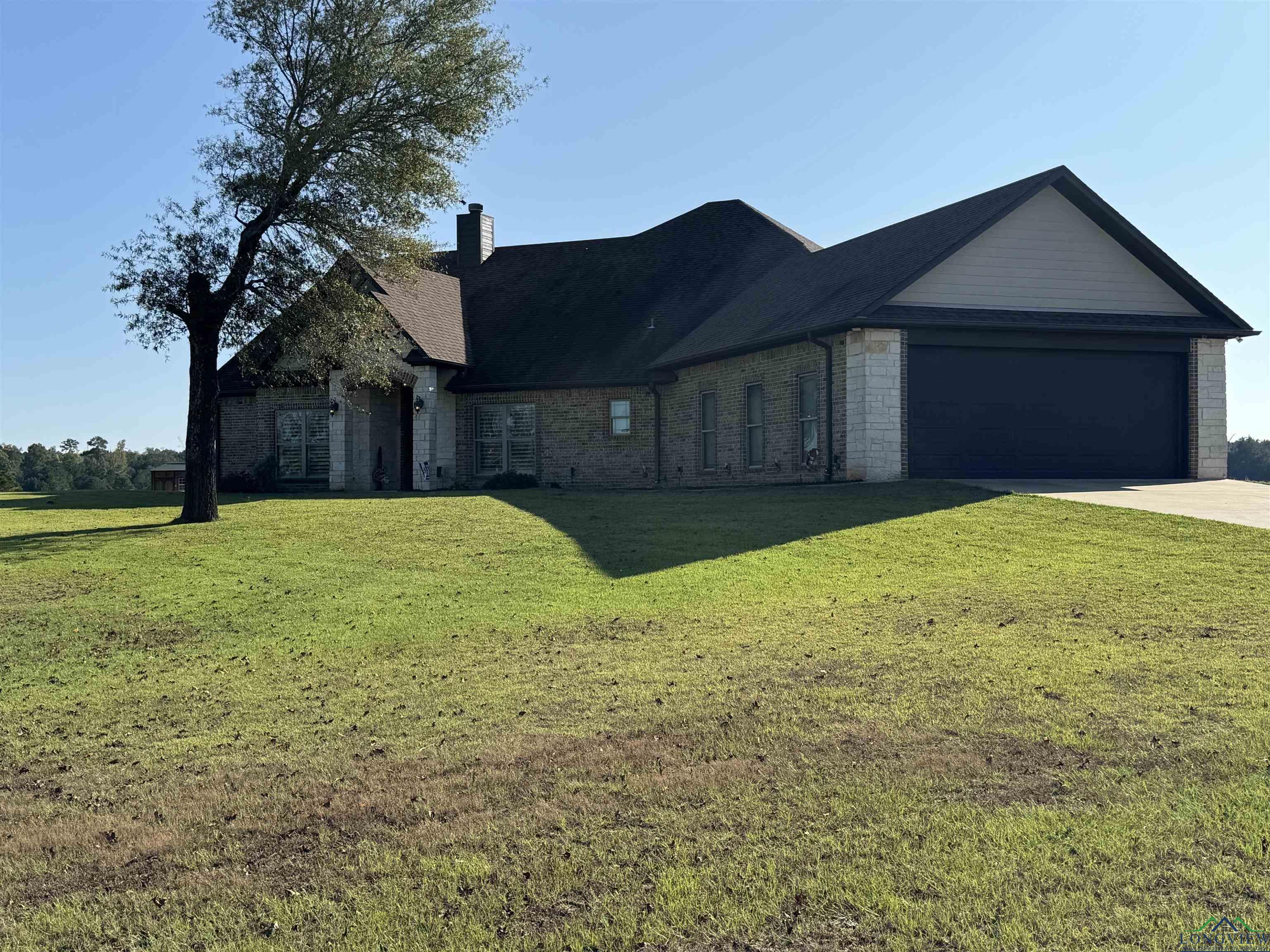Property Photo: 215 Deerfield Lake Circle TX 75605