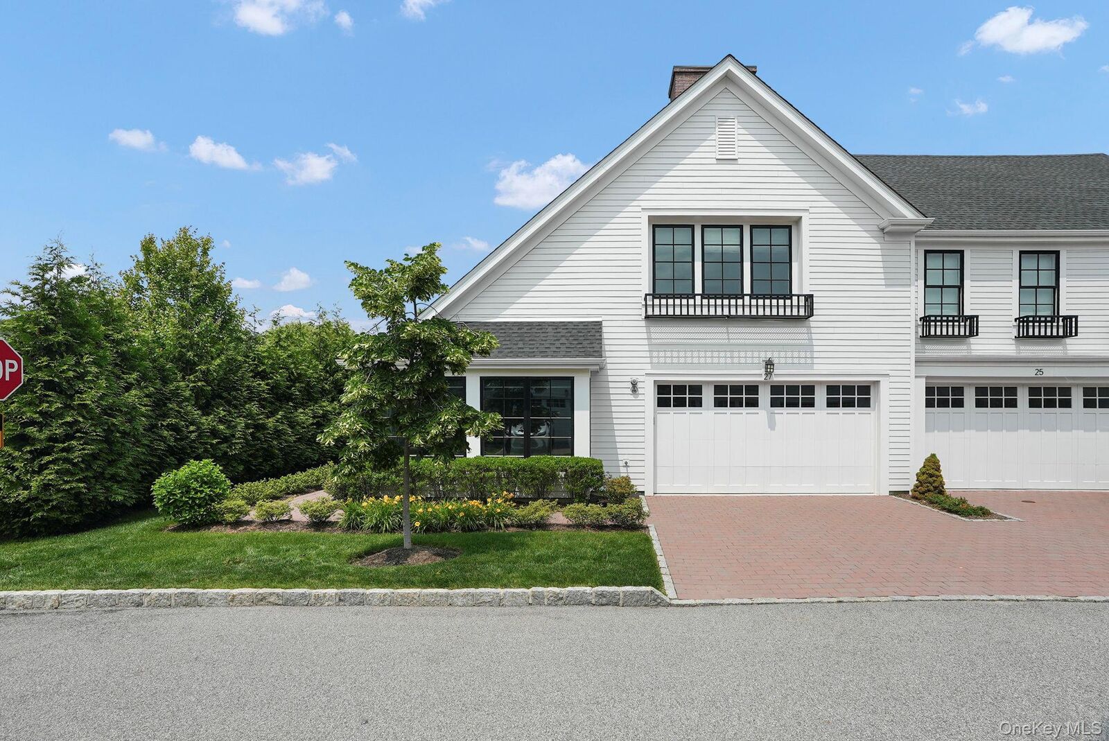 Property Photo:  27 Lavender Lane  NY 10573 