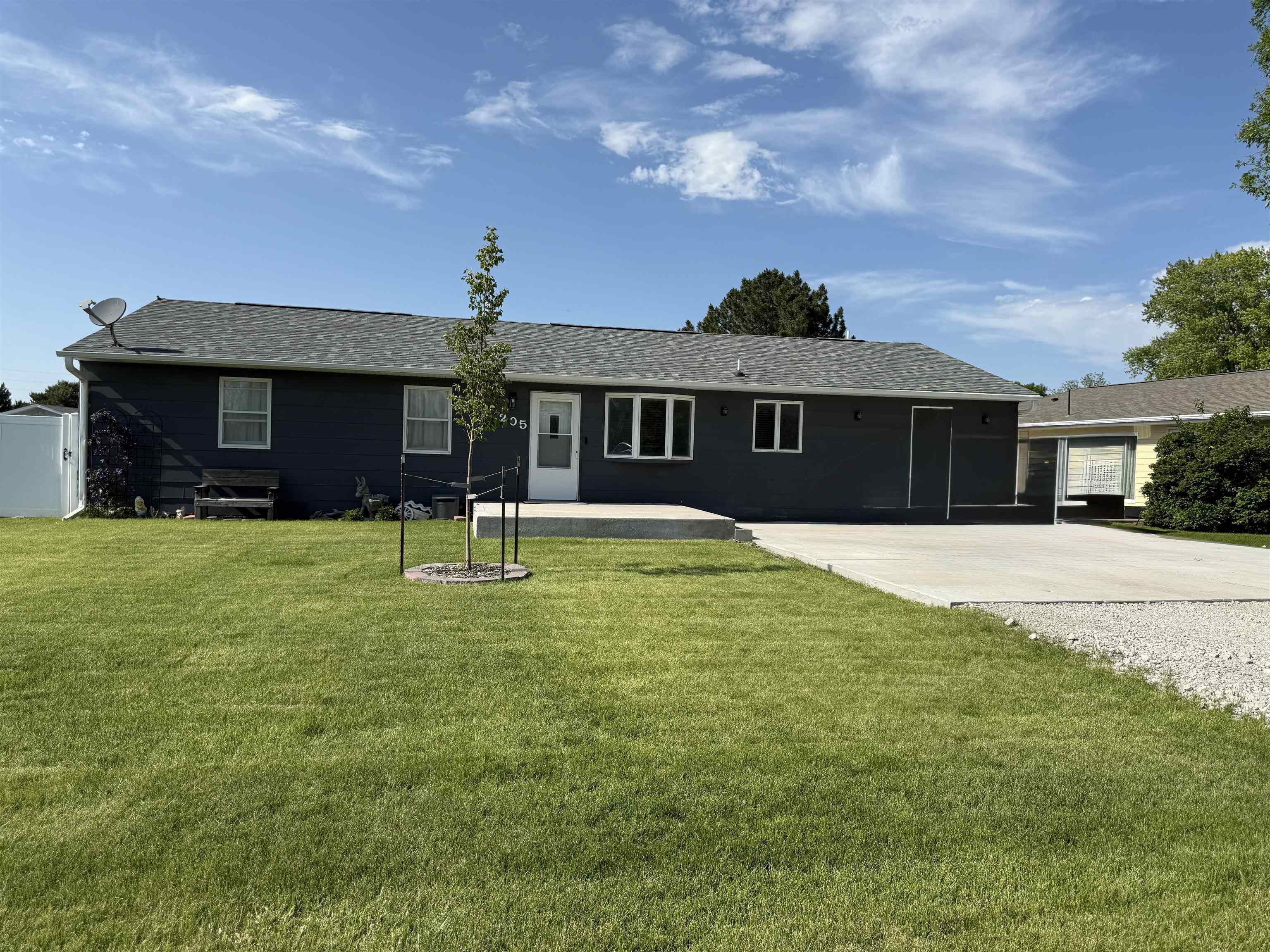 Property Photo:  205 W Grove St  NE 69143 