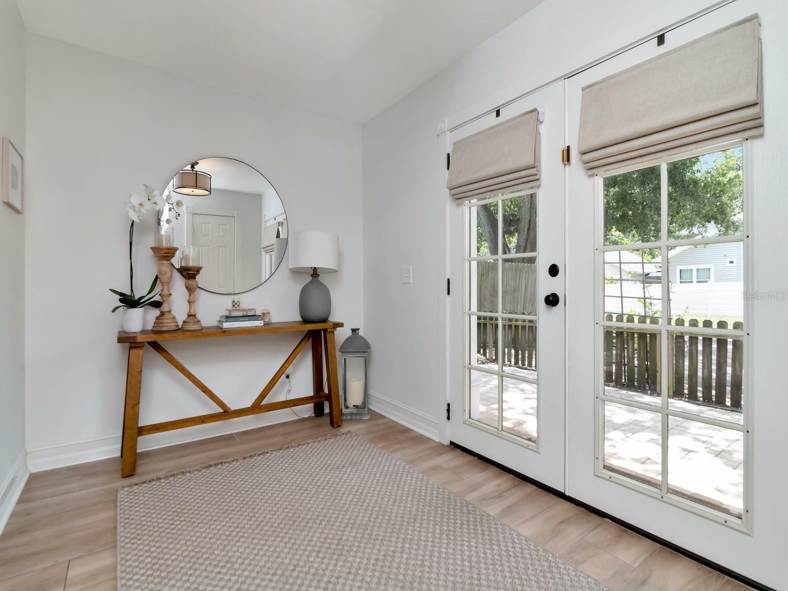 Property Photo: 2822 W Bay Avenue FL 33611