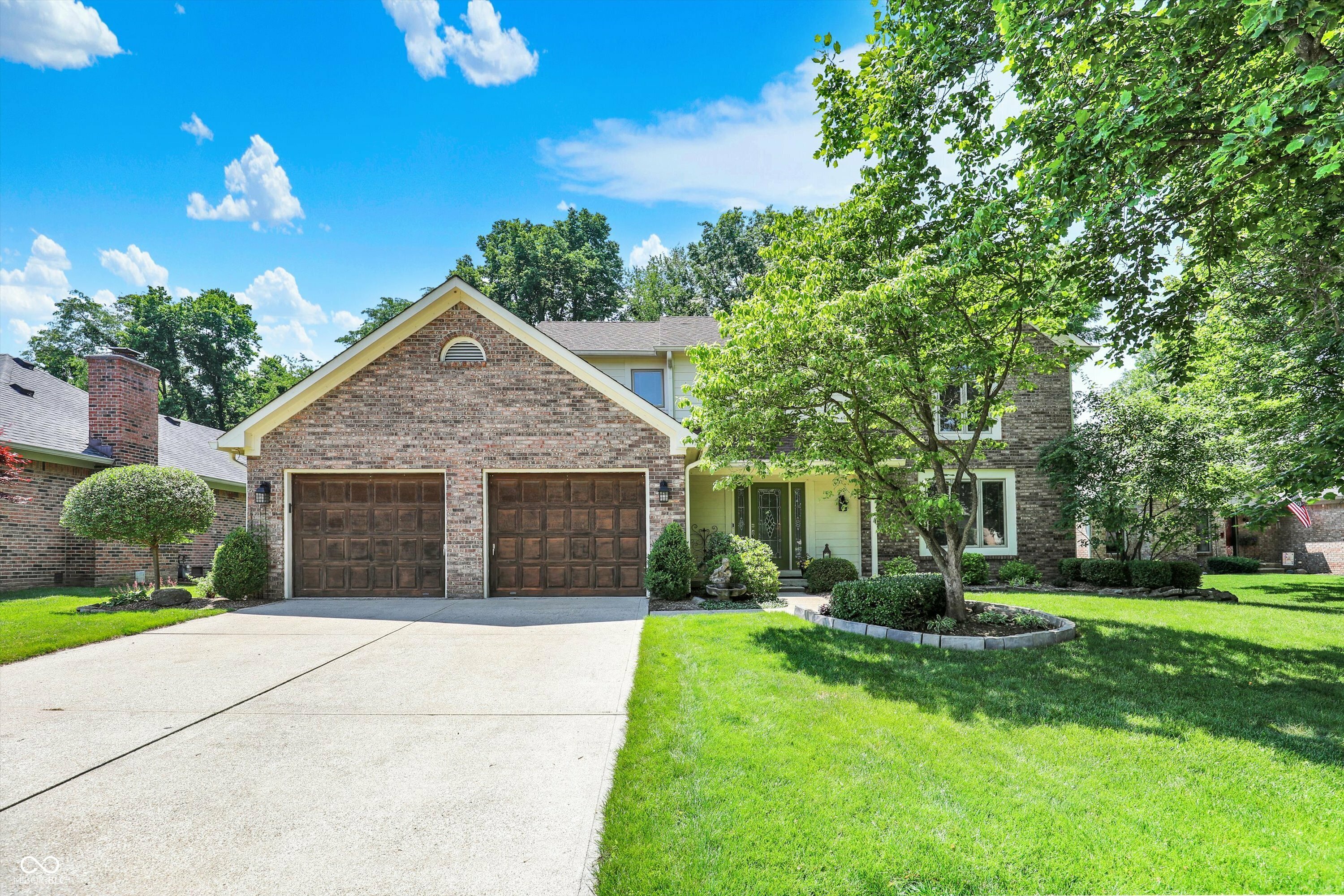Property Photo: 664 N Scott Drive IN 46142