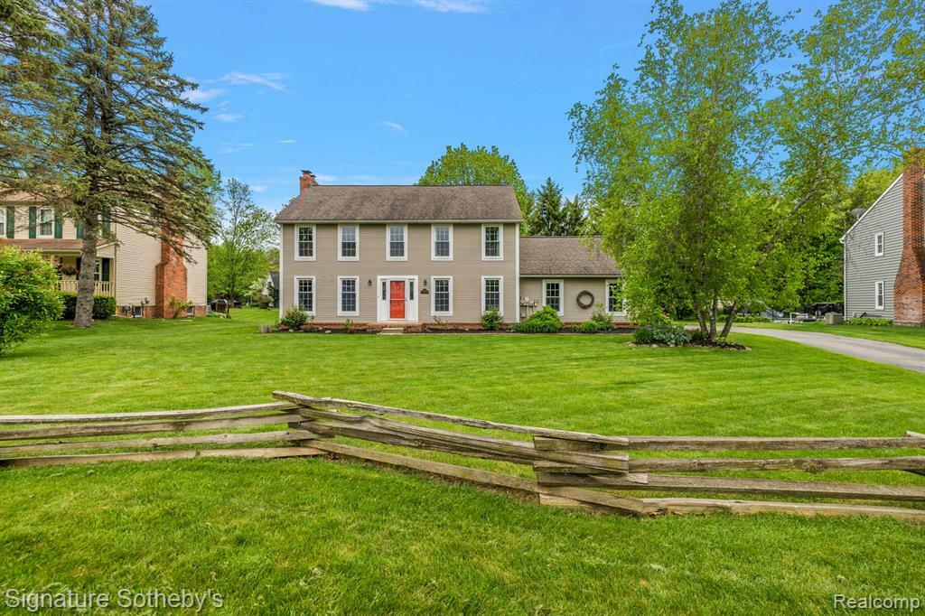 Property Photo:  7672 Olde Sturbridge Trail  MI 48348 4612 