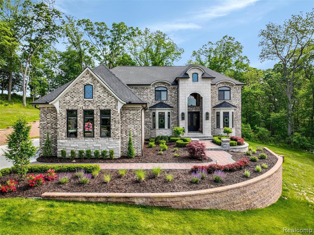 Property Photo: 2584 Heights View Court MI 48306 4948