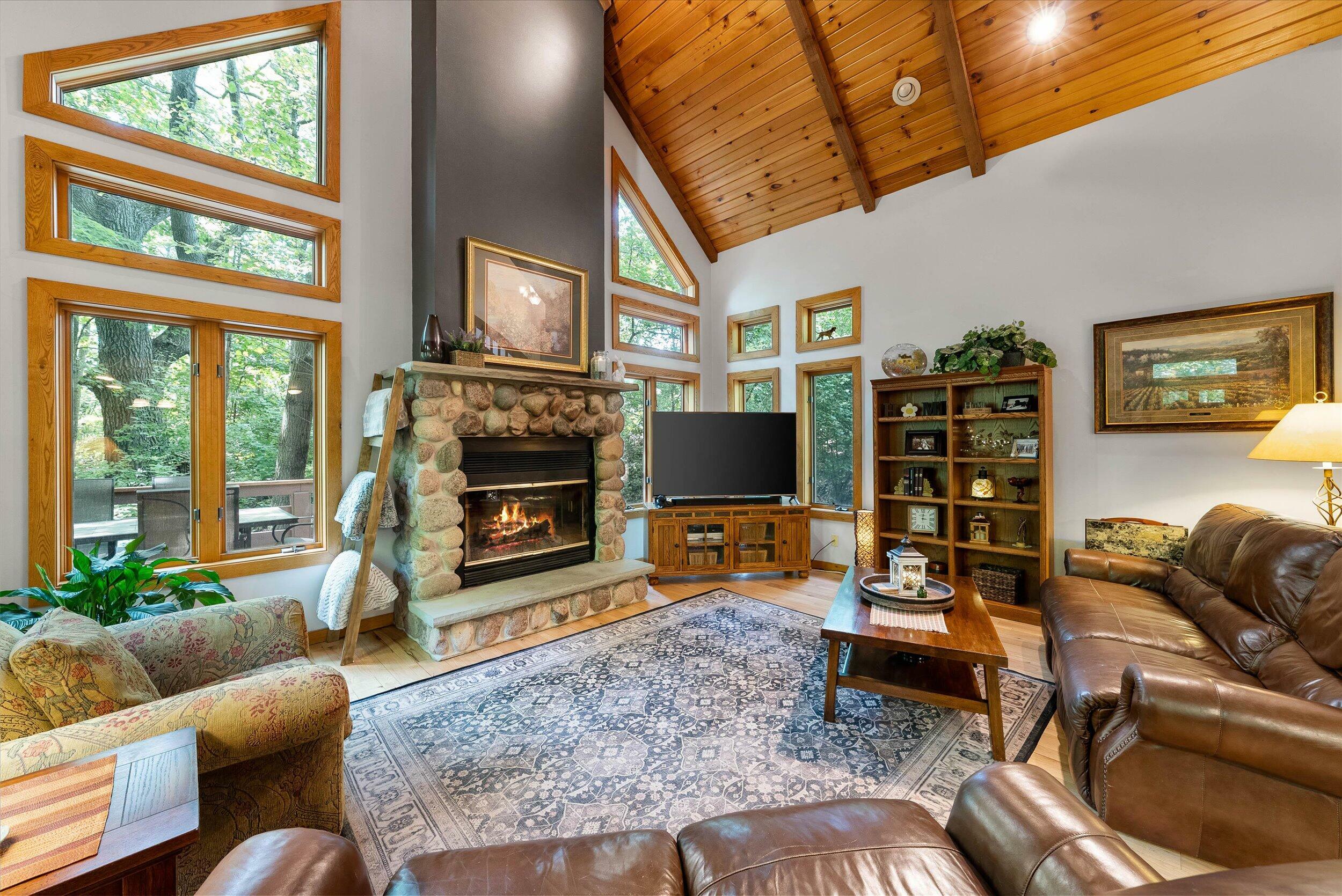 Property Photo: 7565 Hickory Dr WI 53021