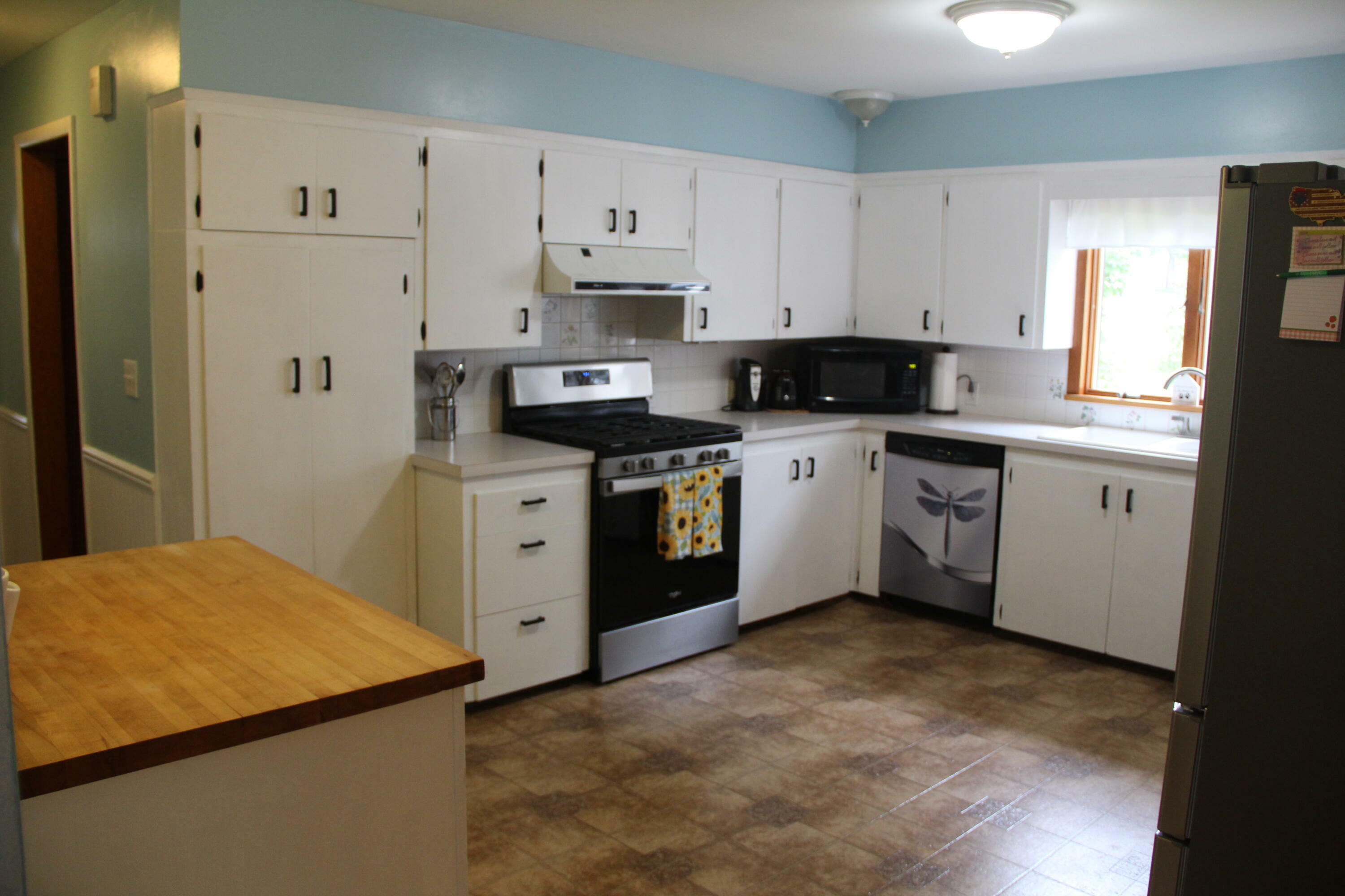 Property Photo: 229 Riverside Drive MI 49420