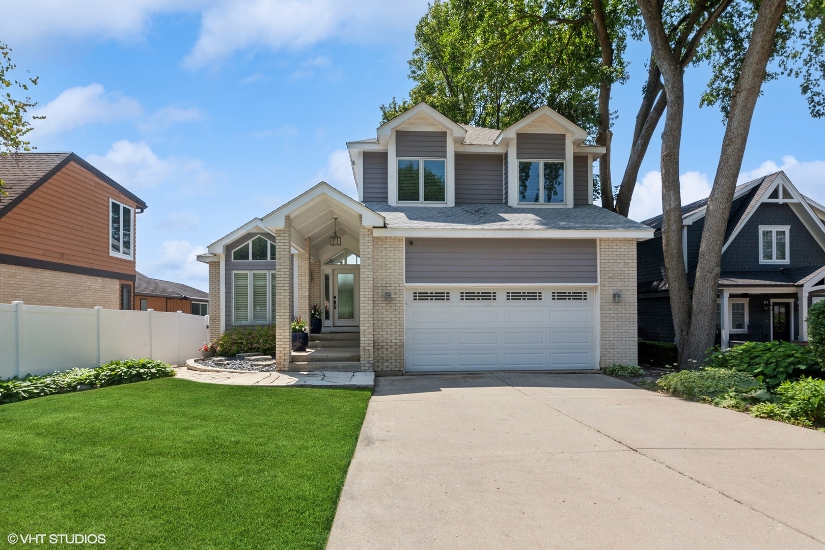 Property Photo: 6N142 Riverside Drive IL 60175