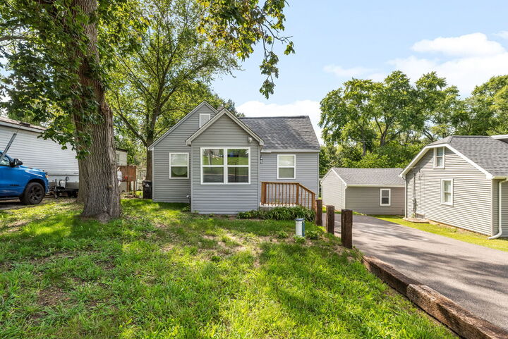 Property Photo:  3821 E Wonder Lake Road  IL 60097 