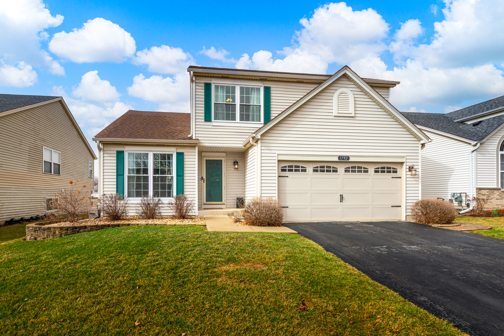 Property Photo: 1792 Autumn Woods Lane IL 60446