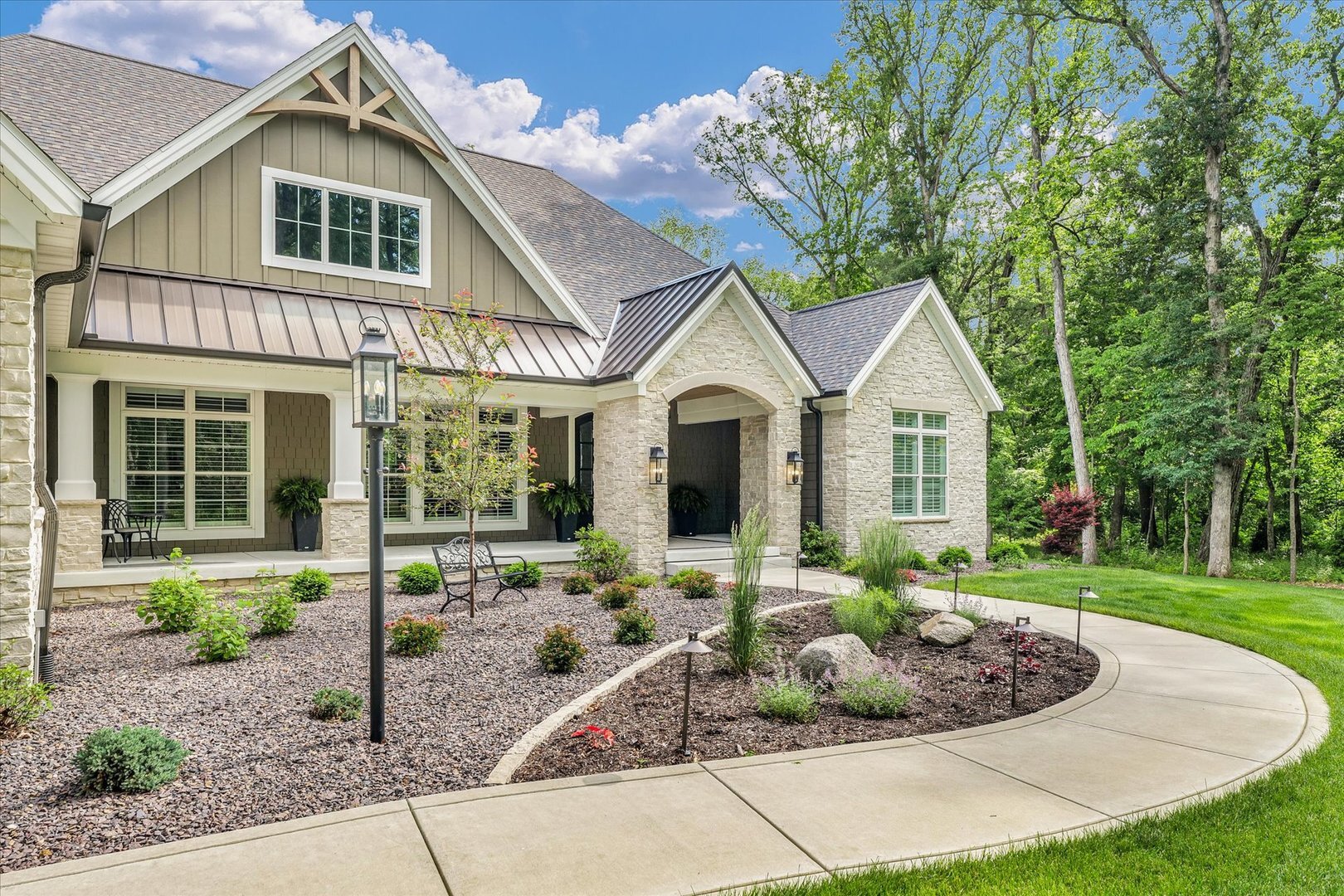 Property Photo: 2611 Private Access 424 IL 61853