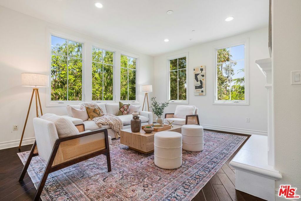 6241 Crescent Park 201  Playa Vista CA 90094 photo