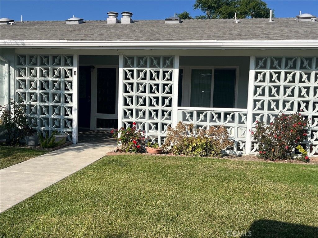 Property Photo: 13821 Fresh Meadow Ln. M3-#7D CA 90740