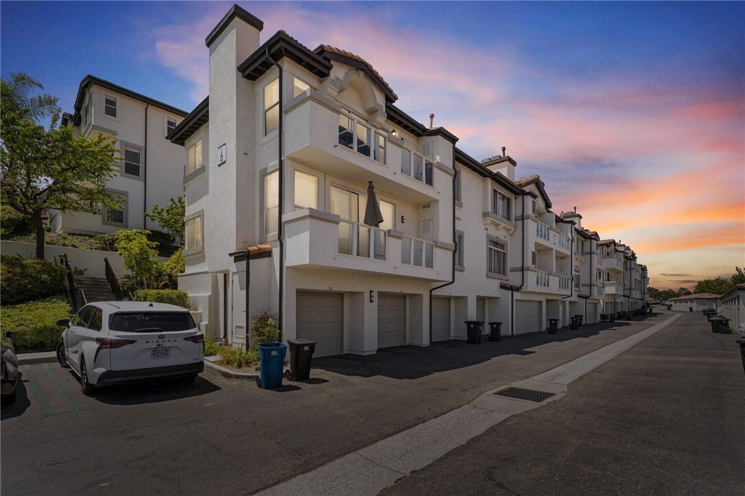 Property Photo:  30902 Clubhouse Drive 6B  CA 92677 