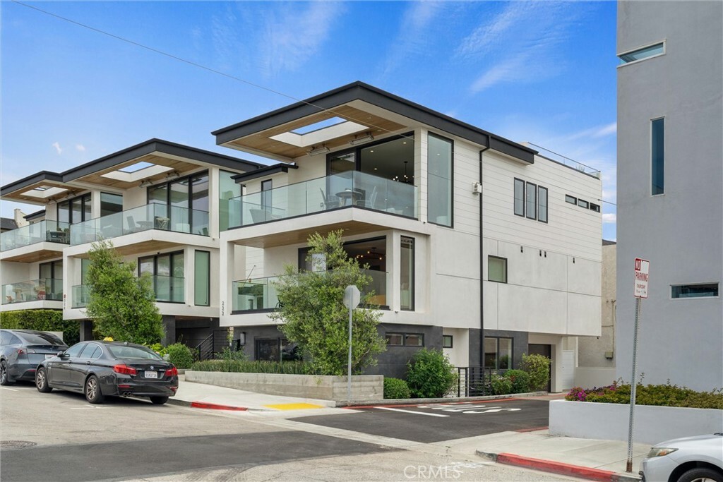 Property Photo: 222 2nd Street CA 90254