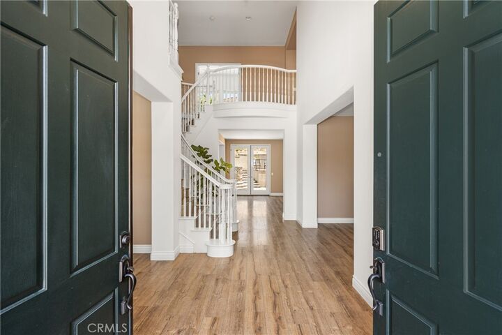 Property Photo:  2437 N Eaton Court  CA 92867 