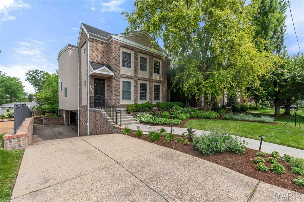 Property Photo: 248 Gay Avenue MO 63105