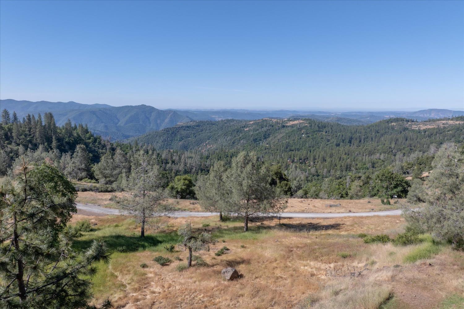 Property Photo: 1262 Heather Drive CA 95247