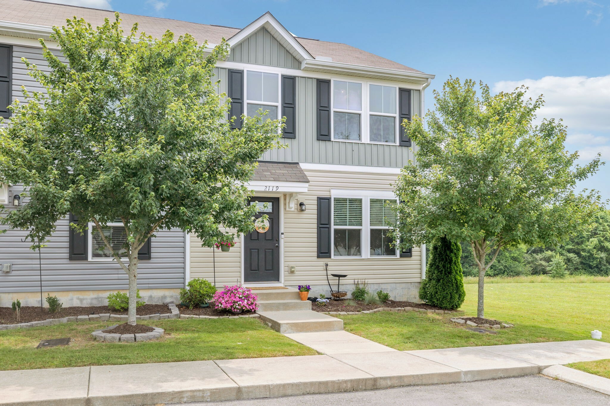 Property Photo: 2119 Portway Alley 2119 TN 37207