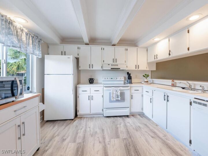 Property Photo:  3603 Arctic Circle 402  FL 34112