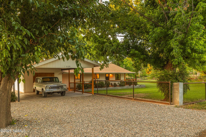 Property Photo: 11120 E Brooks Lane AZ 86325