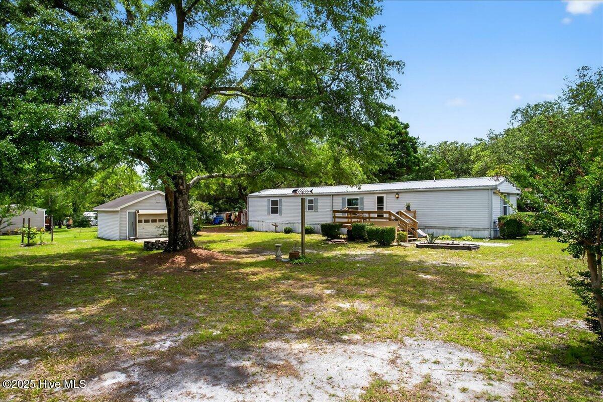 Property Photo: 724 Dogwood Drive NC 28468