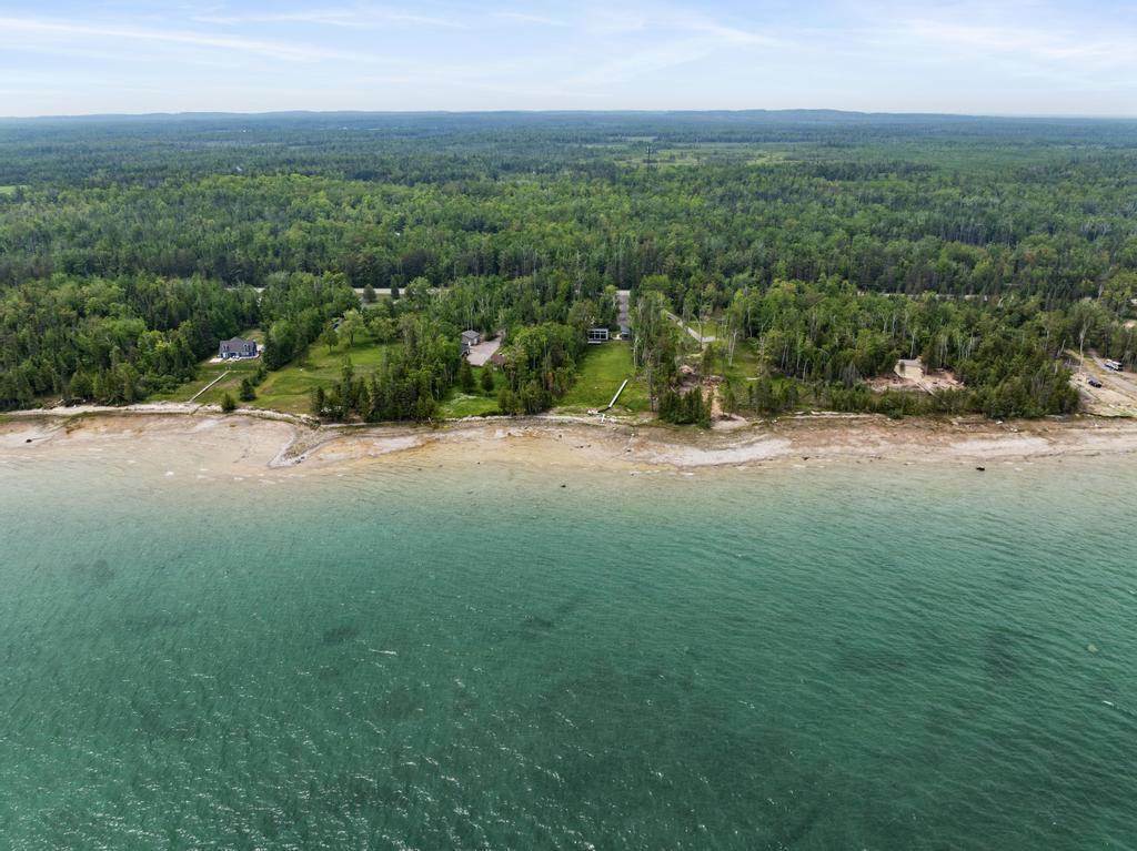 2960 W US 23  Cheboygan MI 49721 photo