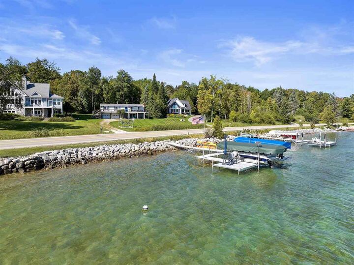 5534 Lakeshore  Boyne City MI 49712 photo
