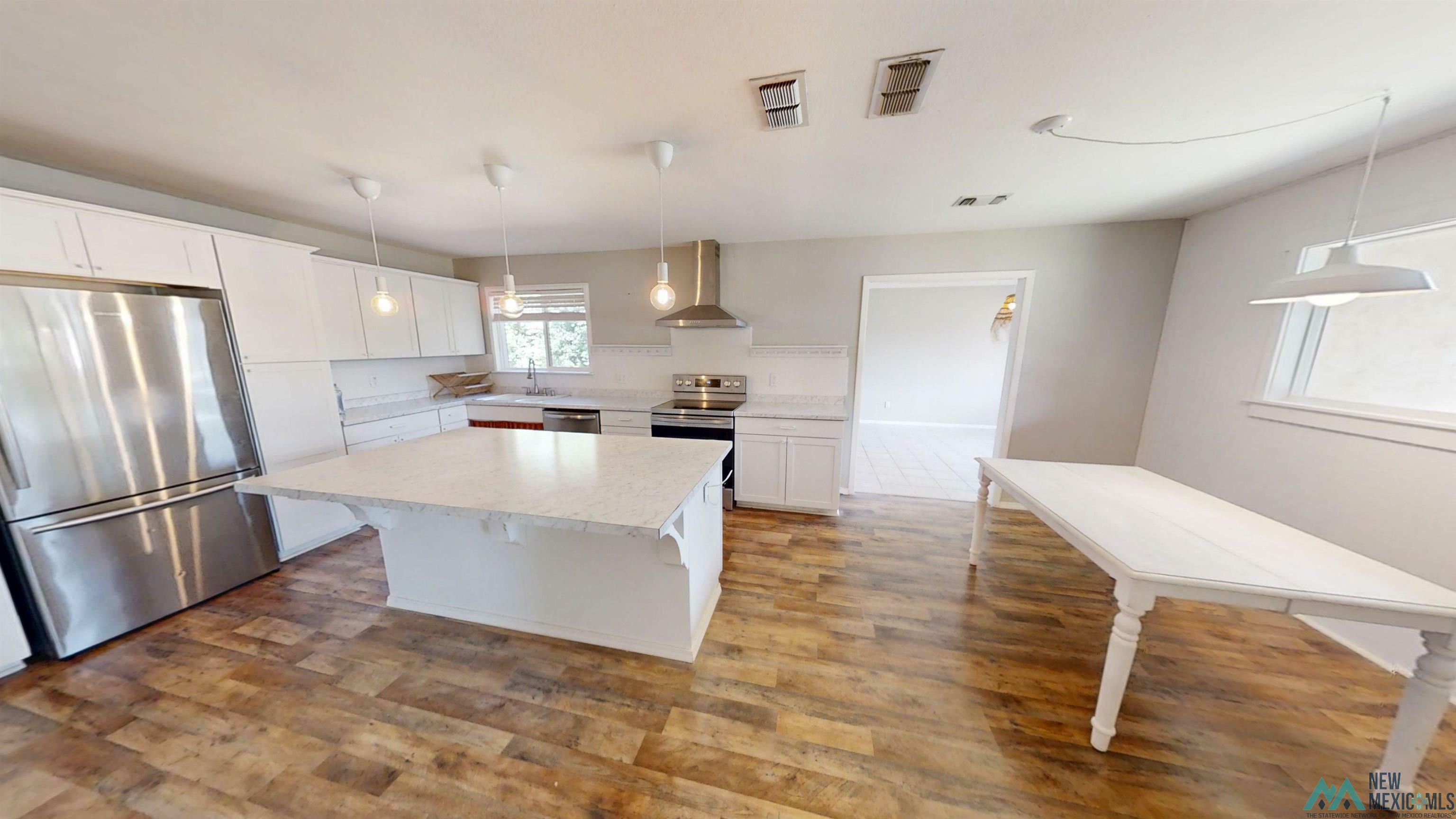 Property Photo: 832 Manana Boulevard NM 88101