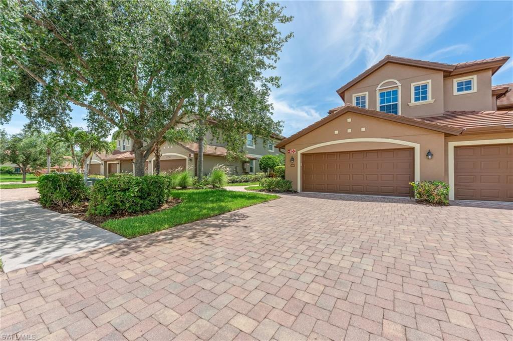 Property Photo:  6666 Alden Woods Cir 101  FL 34113 
